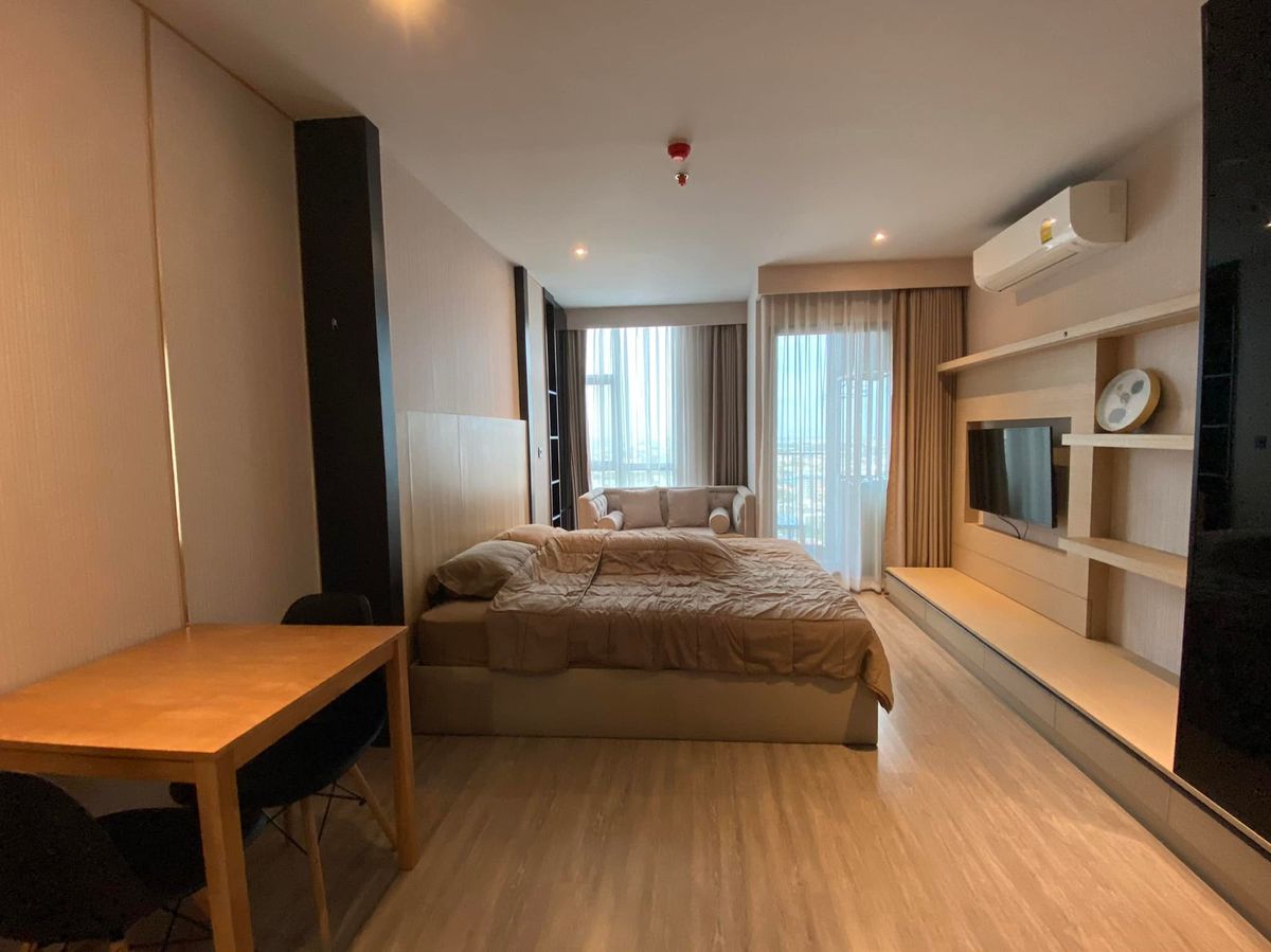 ให้เช่าคอนโดสุขุมวิท อโศก ทองหล่อ : ชั้นสูง ใกล้ BTS 🏙️ (For Rent/ให้เช่า) Rhythm Ekkamai / ริทึ่ม เอกมัย