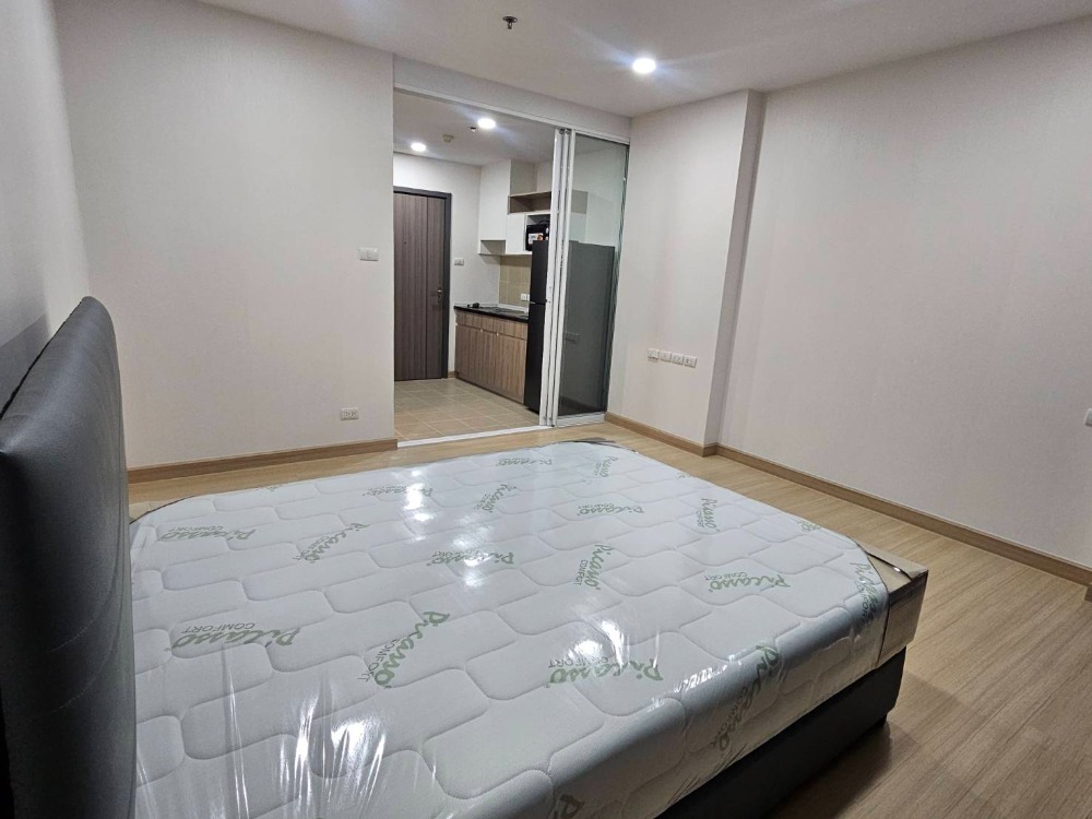 For RentCondoRamkhamhaeng, Hua Mak : 🔥🔥Brand new room with glass partition 🔥🔥High floor, nice view, everything is brand new, first-time renter
