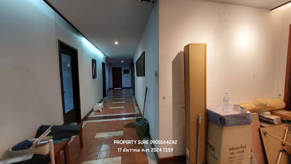 For RentOfficeYothinpattana,CDC : Stand alone Building for rent | Office and residential buildings Stand alone 4.5 floors, usable area 2,000 sq m.