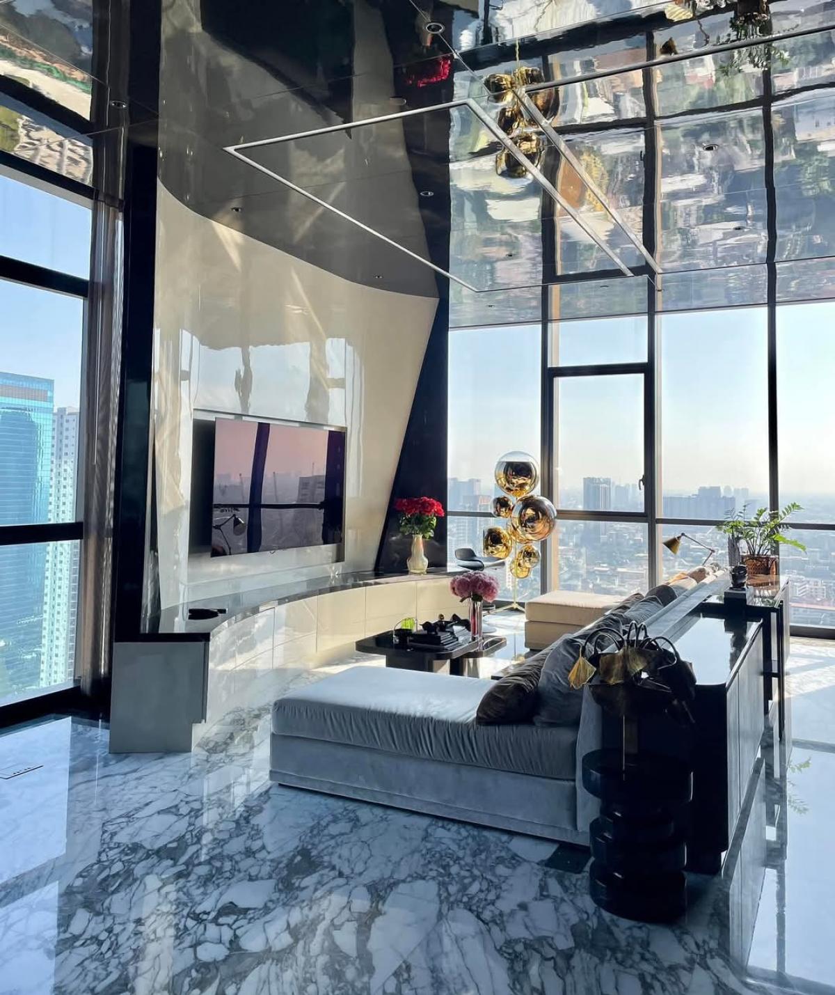 ให้เช่าคอนโดสุขุมวิท อโศก ทองหล่อ : The Monument Thonglo 3 bedrooms For Rent