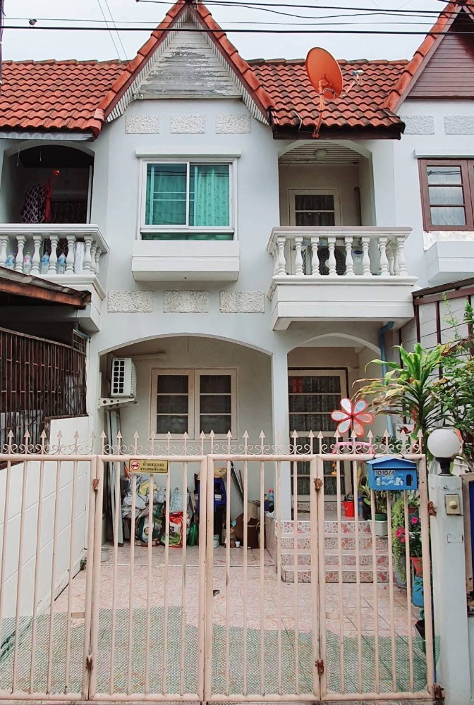 ขายบ้านอ่อนนุช อุดมสุข : ขายด่วนทาวน์เฮ้าส์ 2 ชั้น ม.ธรรมสาธิต ถ.วชิรธรรมสาธิต พระโขนง ทำเลดีติดรถไฟฟ้า (N.1493)