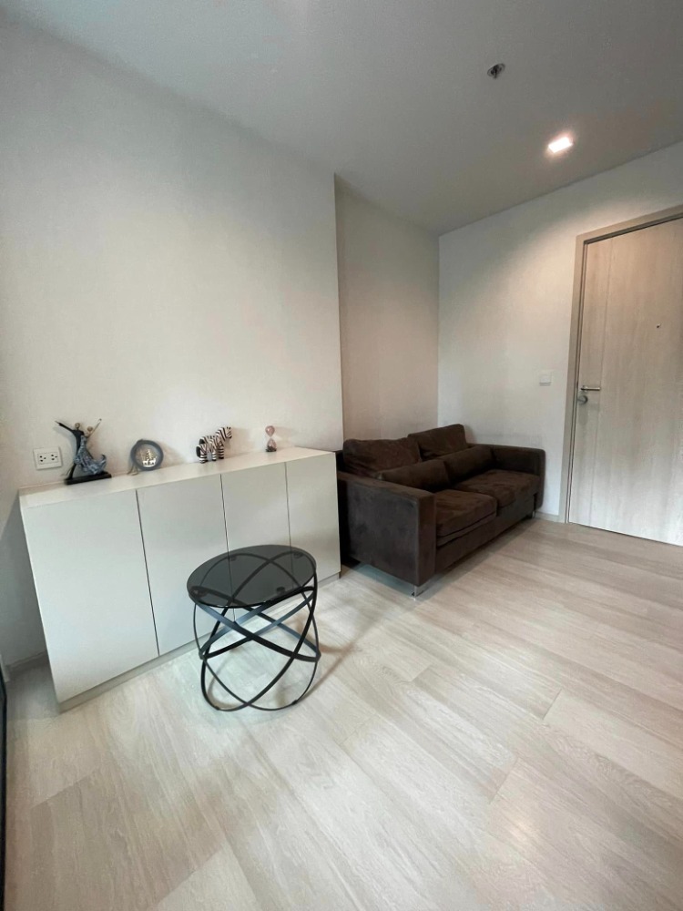 ให้เช่าคอนโดวิทยุ ชิดลม หลังสวน : Life One Wireless【𝐒𝐄𝐋𝐋 & 𝐑𝐄𝐍𝐓】🔥 คอนโดสุดหรู แต่ยังแฝงความมินิมอล พร้อมวิวเมืองและสวนลอยฟ้า ใกล้ BTS 🔥 ติดต่อไลน์ไอดี: @hacondo