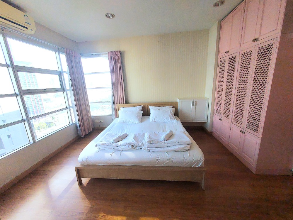 For SaleCondoRatchathewi,Phayathai : Baan Klang Krung Siam Pathumwan【𝐒𝐄𝐋𝐋 & 𝐑𝐄𝐍𝐓】🔥2-bedroom accommodation that provides privacy in the heart of Siam with a large usable area 🔥 Contact Line ID: @hacondo