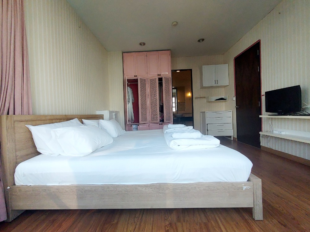 For SaleCondoRatchathewi,Phayathai : Baan Klang Krung Siam Pathumwan【𝐒𝐄𝐋𝐋 & 𝐑𝐄𝐍𝐓】🔥2-bedroom accommodation that provides privacy in the heart of Siam with a large usable area 🔥 Contact Line ID: @hacondo