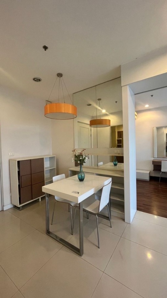 For SaleCondoWongwianyai, Charoennakor : [For Sale] Code RG107 Condo for sale Q House Sathorn