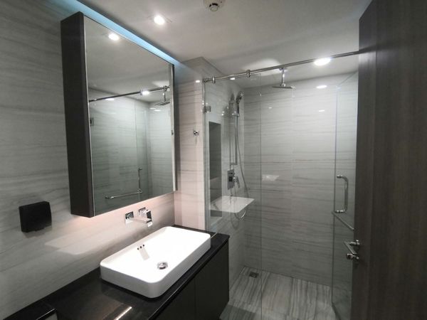 For SaleCondoSiam Paragon ,Chulalongkorn,Samyan : Klass Siam【𝐒𝐄𝐋𝐋】🔥Private space in the heart of Siam that combines simplicity and luxury. Ready to move in🔥 Contact Line ID: @hacondo