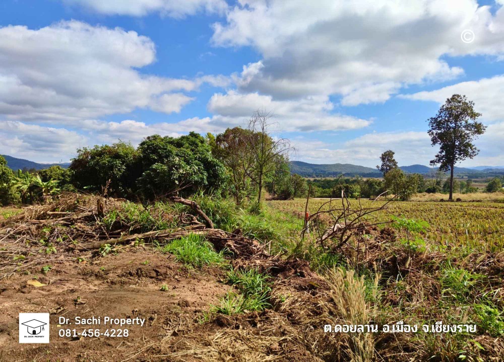 For SaleLandChiang Rai : Beautiful land for sale on a hill behind a mountain, 6 rai 55 sq wah, beautiful view, with teak trees, near the dual-track railway station, Ban Pong Kluea