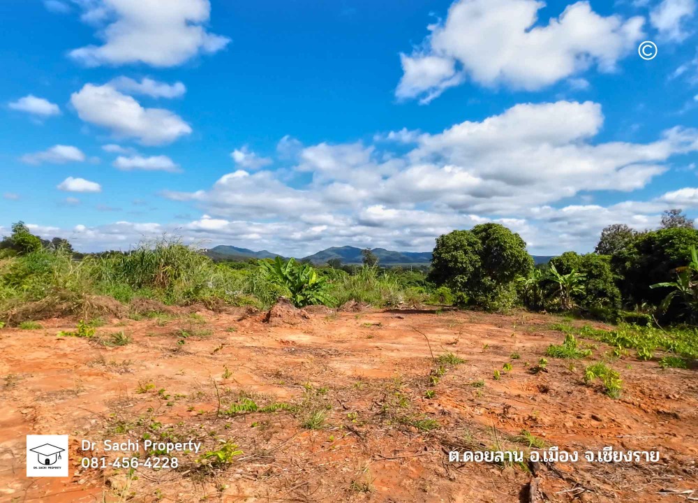For SaleLandChiang Rai : Beautiful land for sale on a hill behind a mountain, 6 rai 55 sq wah, beautiful view, with teak trees, near the dual-track railway station, Ban Pong Kluea