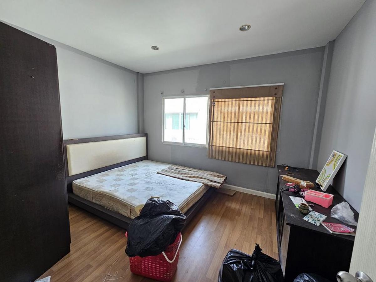 ขายทาวน์โฮมเอกชัย บางบอน : 28/02/2026, บ้านเดี่ยว 4 ห้องนอน 3 ห้องน้ำ พื้นที่กว้าง 177 ตร.ม. ราคาพิเศษ 2.89 ล้าน Prinyaluck Ekachai-Bangbon ใกล้ BTS, ลงทุนหรืออยู่อาศัยคุ้มค่าที่สุด!