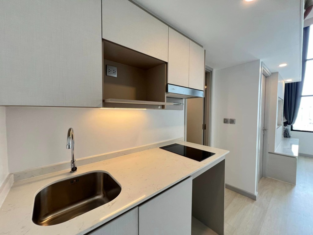 For SaleCondoSathorn, Narathiwat : Property code Bh0722 Knightsbridge Prime Sathorn, room size 44 sq m., 1 bedroom, 1 bathroom, 33rd floor