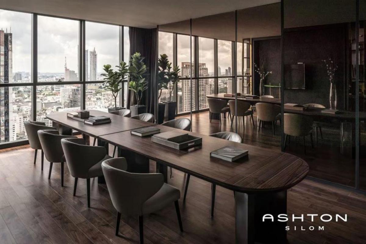 ให้เช่าคอนโดสีลม ศาลาแดง บางรัก : เช่า ห้องใหม่ Ashton silom คอนโด ติดถนนสีลม ❤️ขนาด 1 ห้องนอน 49 ตรม  ❤️ ราคาเช่า 36,000 บาท/ เดือน❤️ ห้อง บิ้วอินทั้งห้องTv  ตู้เย็น  เครื่องใช้ไฟฟ้า ครบสนใจ นัดดูห้อง  0626562896  เรย์
