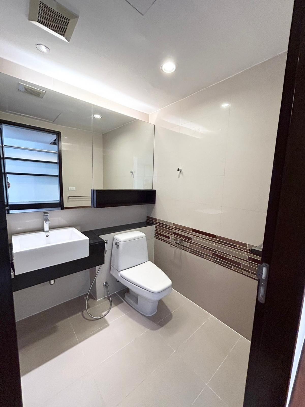 ให้เช่าสุขุมวิท อโศก ทองหล่อ : ให้เช่า ทองหล่อ อพาร์ทเมนท์  Pet friendly  2 ห้องนอน