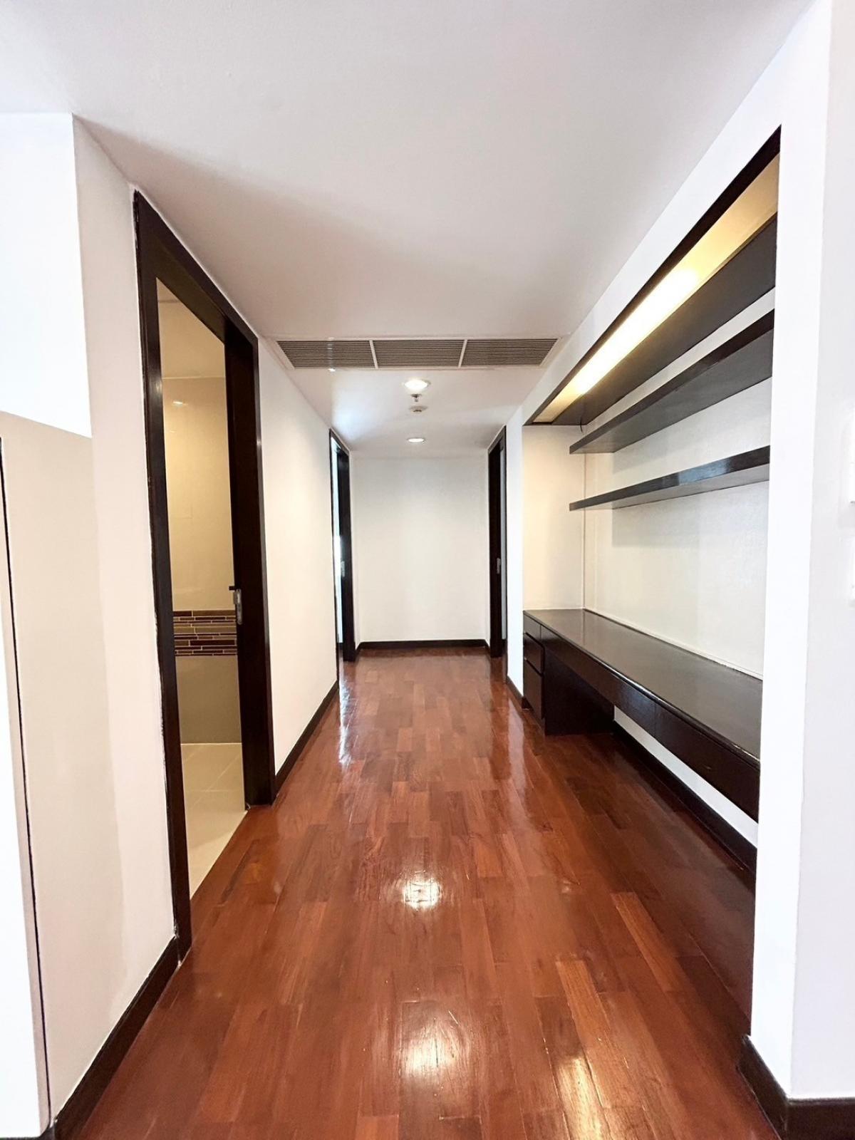 ให้เช่าสุขุมวิท อโศก ทองหล่อ : ให้เช่า ทองหล่อ อพาร์ทเมนท์  Pet friendly  2 ห้องนอน