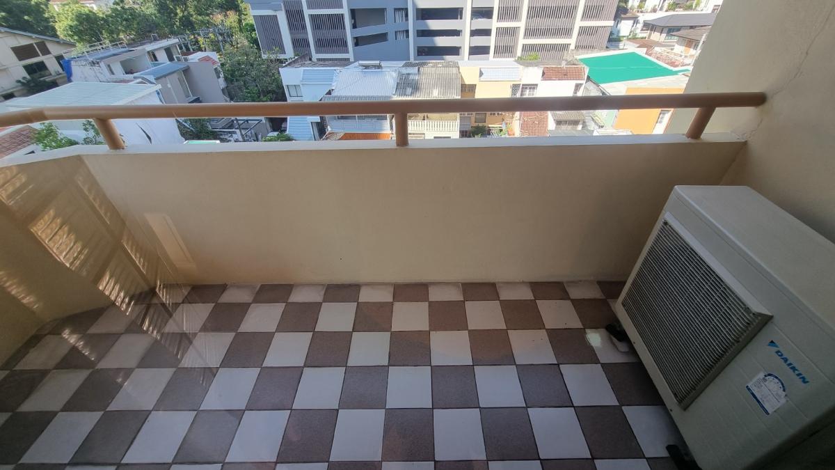 ให้เช่าสุขุมวิท อโศก ทองหล่อ : พร้อมพงษ์ Pet friendly อพาร์ทเมนท์ให้เช่า เหมาะสำหรับครอบครัว 3 ห้องนอน 4 ห้องน้ำ มีรถรับส่ง BTS และพื้นที่ใกล้เคียง