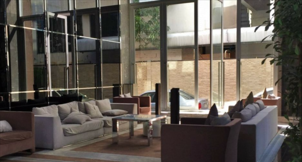 For SaleCondoRatchathewi,Phayathai : Address Phayathai 38 sq.m. Eng 中 日 Please add LINE ID @806qphgn o8415o5483