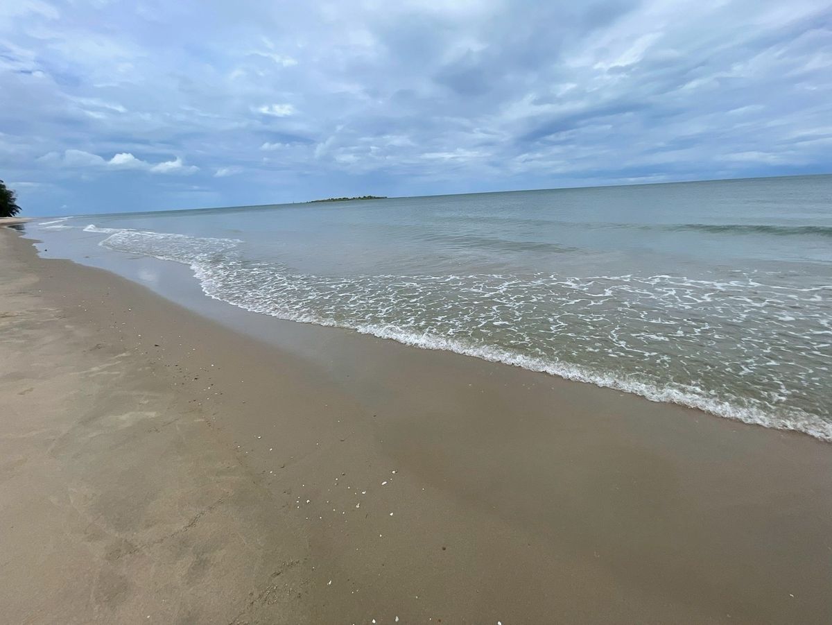 ขายที่ดินหัวหิน ประจวบคีรีขันธ์ : 📢👇ขาย ที่ดิน ติดทะเล หาดสวย น้ำใส สงบเงียบ ราคาไม่แพง เหมาะที่จะทำบ้านพักตากอากาศ หรือ รีสอร์ต