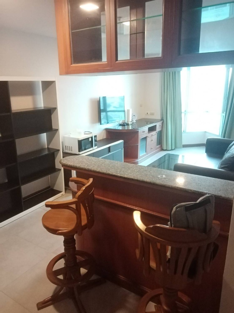 For RentCondoRatchathewi,Phayathai : Noble House Phayathai 45 sq.m. Eng 中 日 Please add LINE ID @806qphgn o8415o5483