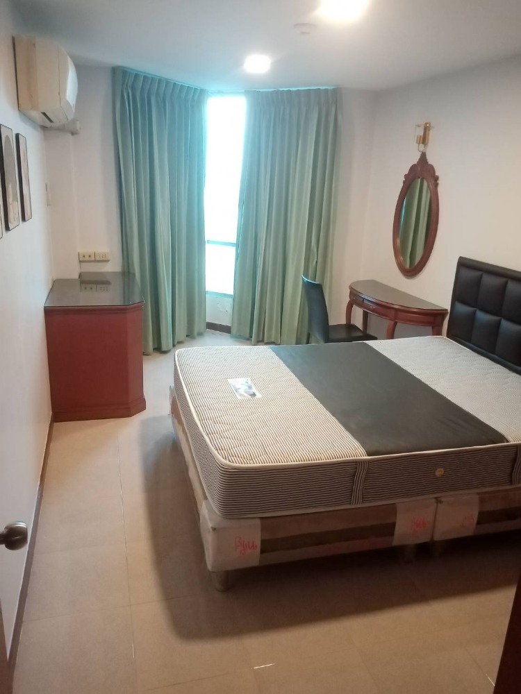 For RentCondoRatchathewi,Phayathai : Noble House Phayathai 45 sq.m. Eng 中 日 Please add LINE ID @806qphgn o8415o5483