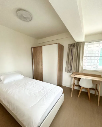 For RentCondoSiam Paragon ,Chulalongkorn,Samyan : Pathumwan Place 90 sq.m. Eng 中 日 Please add LINE ID @806qphgn o8415o5483