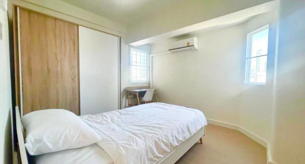 ให้เช่าคอนโดสยาม จุฬา สามย่าน : Pathumwan Place 90 sq.m. Eng 中 日 Please add LINE ID @806qphgn o8415o5483