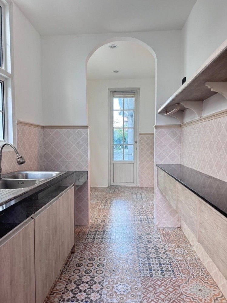 ขายบ้านมีนบุรี-ร่มเกล้า : Lakeside Zone 90ตรว 3น3น บ้านเดี่ยว 2 ชั้น Perfect Place รามคำแหง 164