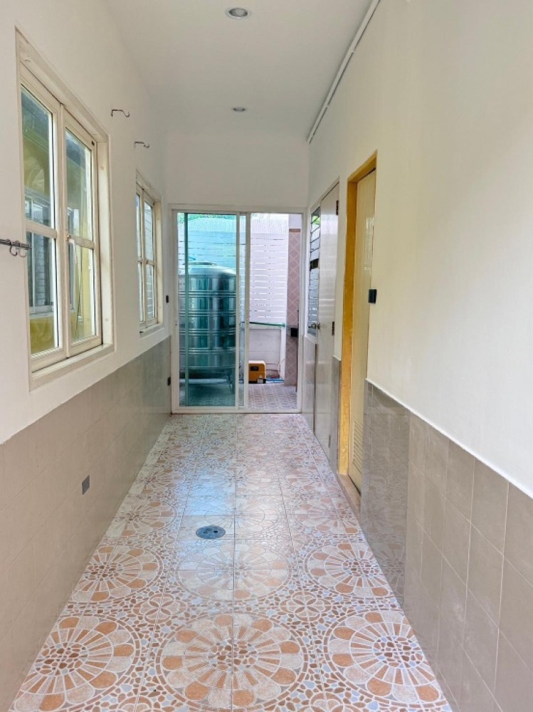 ขายบ้านมีนบุรี-ร่มเกล้า : Lakeside Zone 90ตรว 3น3น บ้านเดี่ยว 2 ชั้น Perfect Place รามคำแหง 164