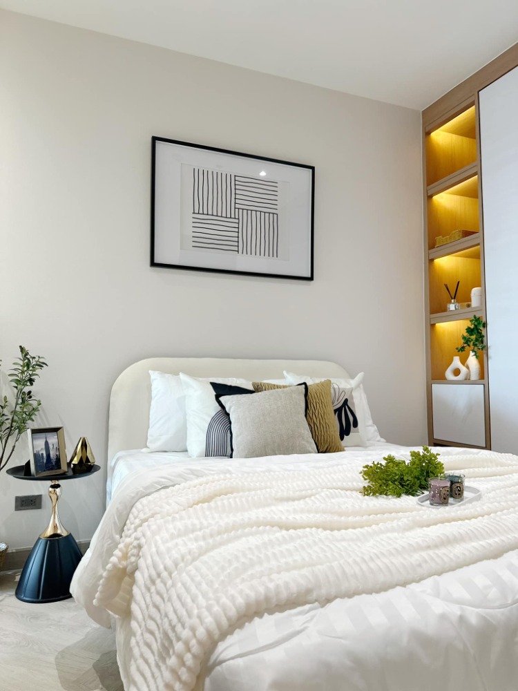 For SaleCondoRatchathewi,Phayathai : Property code Bh0736 Baan Klang Krung Siam-Pathumwan Condominium, room size 67 sq m., 2 bedrooms, 2 bathrooms, 10th floor