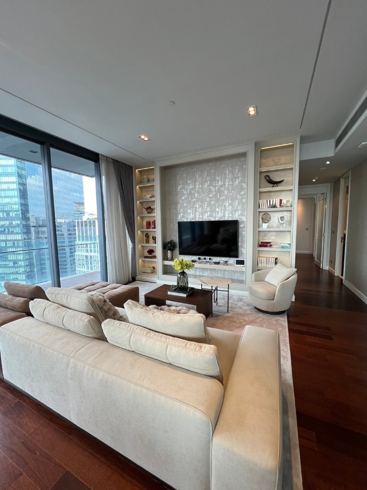 ให้เช่าคอนโดสุขุมวิท อโศก ทองหล่อ : • 𝐑𝐄𝐍𝐓 • 𝐌𝐚𝐫𝐪𝐮𝐞 𝐒𝐮𝐤𝐡𝐮𝐦𝐯𝐢𝐭 • 𝟐+𝟏 𝐁𝐞𝐝 𝟒 𝐁𝐚𝐭𝐡 • 𝟏𝟖𝟗 𝐒𝐪𝐦. • 𝟑𝟓𝟎,𝟎𝟎𝟎 • + 𝐖𝐨𝐫𝐤𝐢𝐧𝐠 𝐑𝐨𝐨𝐦 / 𝐌𝐚𝐢𝐝 𝐑𝐨𝐨𝐦  𝐋𝐢𝐧𝐞 𝐈𝐃 : 𝐕𝐚𝐬𝐬𝐢𝐥𝐲