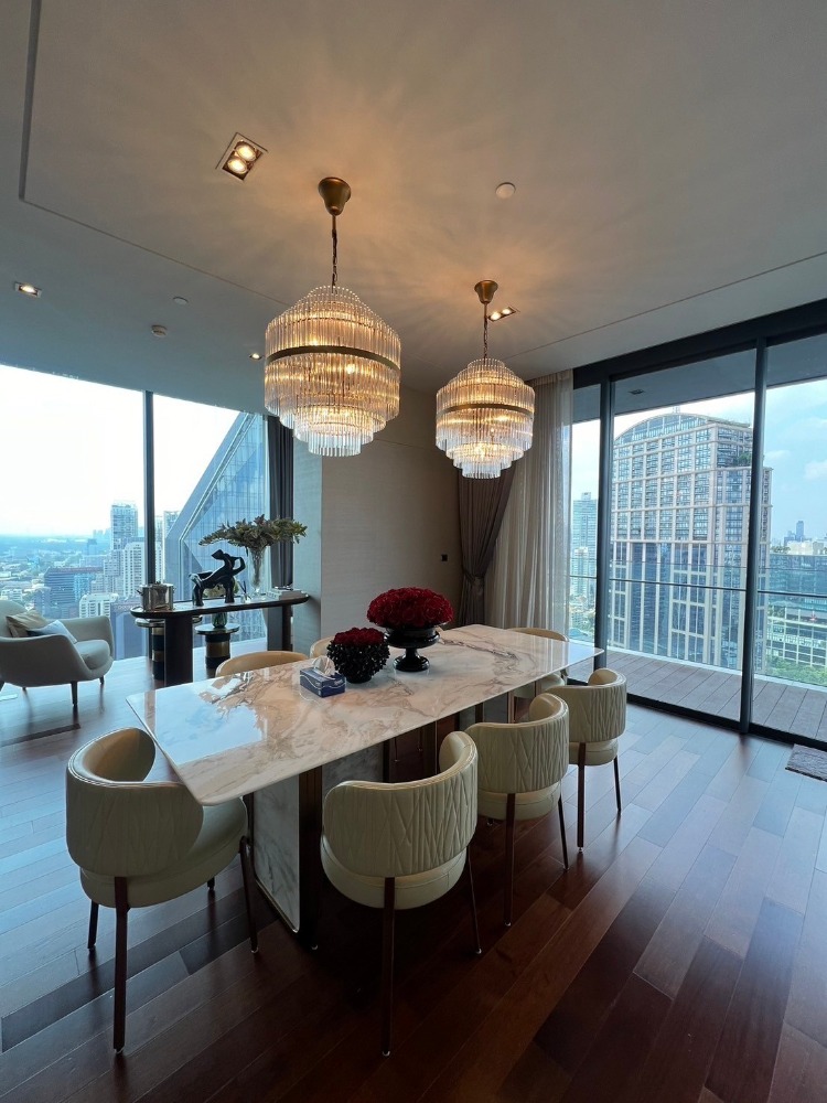 ให้เช่าคอนโดสุขุมวิท อโศก ทองหล่อ : • 𝐑𝐄𝐍𝐓 • 𝐌𝐚𝐫𝐪𝐮𝐞 𝐒𝐮𝐤𝐡𝐮𝐦𝐯𝐢𝐭 • 𝟐+𝟏 𝐁𝐞𝐝 𝟒 𝐁𝐚𝐭𝐡 • 𝟏𝟖𝟗 𝐒𝐪𝐦. • 𝟑𝟓𝟎,𝟎𝟎𝟎 • + 𝐖𝐨𝐫𝐤𝐢𝐧𝐠 𝐑𝐨𝐨𝐦 / 𝐌𝐚𝐢𝐝 𝐑𝐨𝐨𝐦  𝐋𝐢𝐧𝐞 𝐈𝐃 : 𝐕𝐚𝐬𝐬𝐢𝐥𝐲