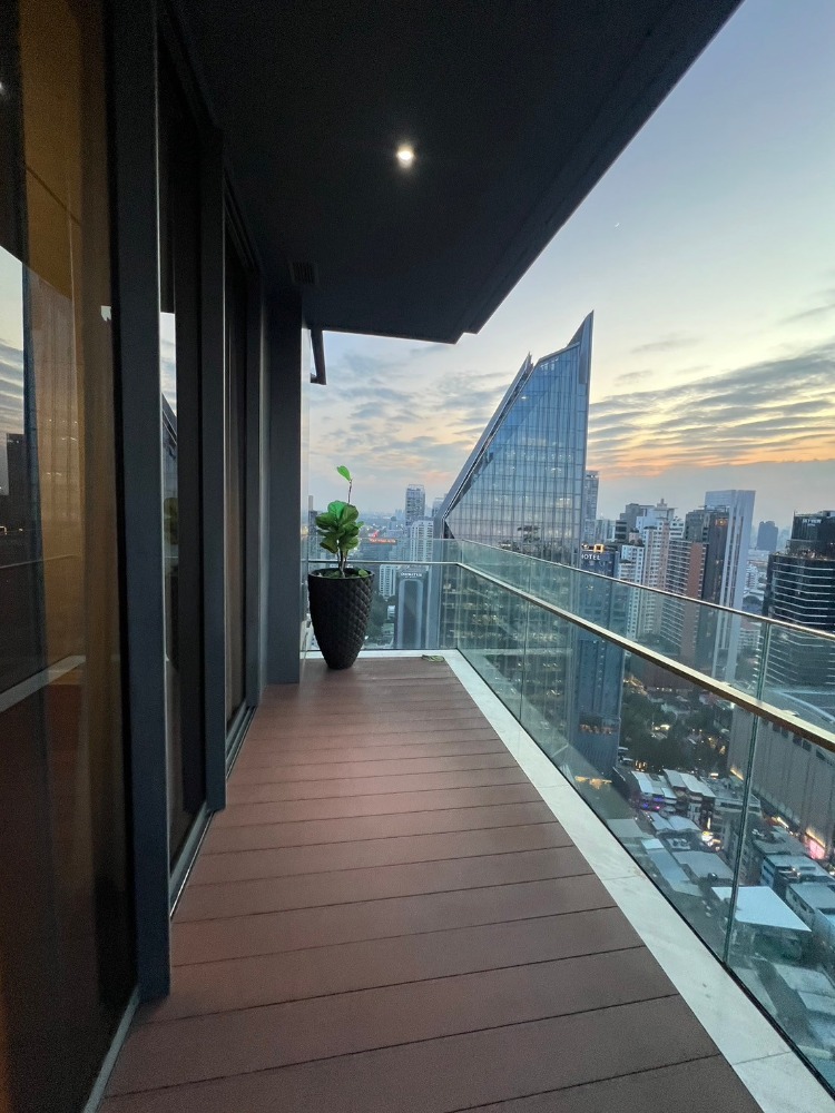 ให้เช่าคอนโดสุขุมวิท อโศก ทองหล่อ : • 𝐑𝐄𝐍𝐓 • 𝐌𝐚𝐫𝐪𝐮𝐞 𝐒𝐮𝐤𝐡𝐮𝐦𝐯𝐢𝐭 • 𝟐+𝟏 𝐁𝐞𝐝 𝟒 𝐁𝐚𝐭𝐡 • 𝟏𝟖𝟗 𝐒𝐪𝐦. • 𝟑𝟓𝟎,𝟎𝟎𝟎 • + 𝐖𝐨𝐫𝐤𝐢𝐧𝐠 𝐑𝐨𝐨𝐦 / 𝐌𝐚𝐢𝐝 𝐑𝐨𝐨𝐦  𝐋𝐢𝐧𝐞 𝐈𝐃 : 𝐕𝐚𝐬𝐬𝐢𝐥𝐲