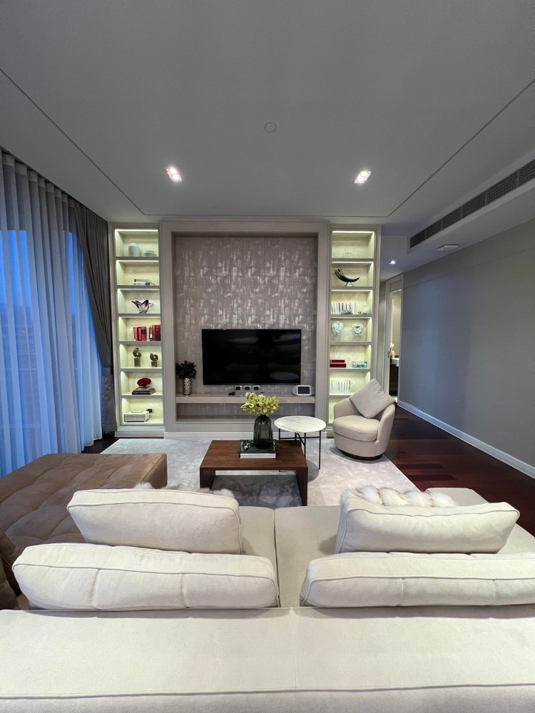 ให้เช่าคอนโดสุขุมวิท อโศก ทองหล่อ : • 𝐑𝐄𝐍𝐓 • 𝐌𝐚𝐫𝐪𝐮𝐞 𝐒𝐮𝐤𝐡𝐮𝐦𝐯𝐢𝐭 • 𝟐+𝟏 𝐁𝐞𝐝 𝟒 𝐁𝐚𝐭𝐡 • 𝟏𝟖𝟗 𝐒𝐪𝐦. • 𝟑𝟓𝟎,𝟎𝟎𝟎 • + 𝐖𝐨𝐫𝐤𝐢𝐧𝐠 𝐑𝐨𝐨𝐦 / 𝐌𝐚𝐢𝐝 𝐑𝐨𝐨𝐦  𝐋𝐢𝐧𝐞 𝐈𝐃 : 𝐕𝐚𝐬𝐬𝐢𝐥𝐲