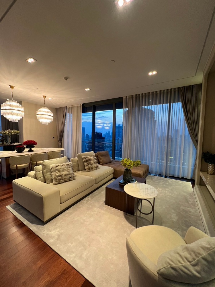 ให้เช่าคอนโดสุขุมวิท อโศก ทองหล่อ : • 𝐑𝐄𝐍𝐓 • 𝐌𝐚𝐫𝐪𝐮𝐞 𝐒𝐮𝐤𝐡𝐮𝐦𝐯𝐢𝐭 • 𝟐+𝟏 𝐁𝐞𝐝 𝟒 𝐁𝐚𝐭𝐡 • 𝟏𝟖𝟗 𝐒𝐪𝐦. • 𝟑𝟓𝟎,𝟎𝟎𝟎 • + 𝐖𝐨𝐫𝐤𝐢𝐧𝐠 𝐑𝐨𝐨𝐦 / 𝐌𝐚𝐢𝐝 𝐑𝐨𝐨𝐦  𝐋𝐢𝐧𝐞 𝐈𝐃 : 𝐕𝐚𝐬𝐬𝐢𝐥𝐲