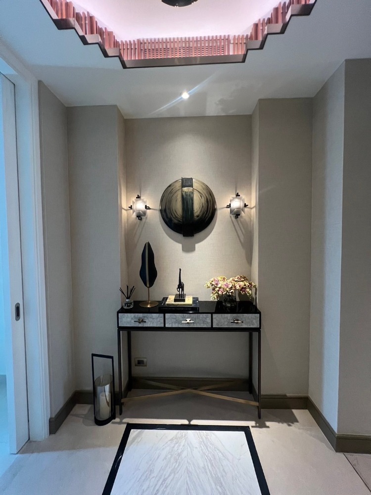 For RentCondoWongwianyai, Charoennakor : • 𝐑𝐄𝐍𝐓 • 𝐌𝐚𝐧𝐝𝐚𝐫𝐢𝐧 𝐎𝐫𝐢𝐞𝐧𝐭𝐚𝐥 • 𝟑 𝐁𝐞𝐝 𝟒 𝐁𝐚𝐭𝐡 • 𝟐𝟐𝟑 𝐒𝐪𝐦. • 𝟒𝟎𝟎,𝟎𝟎𝟎 • + 𝐅𝐮𝐥𝐥𝐲-𝐅𝐮𝐫𝐧𝐢𝐬𝐡𝐞𝐝  𝐋𝐢𝐧𝐞 𝐈𝐃 : 𝐕𝐚𝐬𝐬𝐢𝐥𝐲