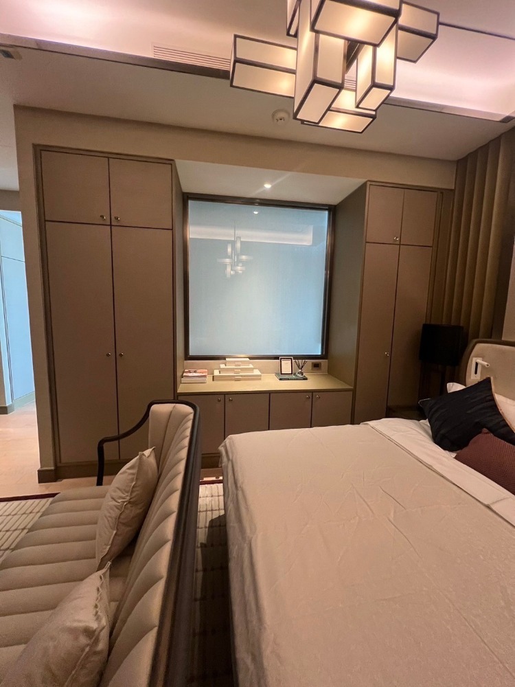 For RentCondoWongwianyai, Charoennakor : • 𝐑𝐄𝐍𝐓 • 𝐌𝐚𝐧𝐝𝐚𝐫𝐢𝐧 𝐎𝐫𝐢𝐞𝐧𝐭𝐚𝐥 • 𝟑 𝐁𝐞𝐝 𝟒 𝐁𝐚𝐭𝐡 • 𝟐𝟐𝟑 𝐒𝐪𝐦. • 𝟒𝟎𝟎,𝟎𝟎𝟎 • + 𝐅𝐮𝐥𝐥𝐲-𝐅𝐮𝐫𝐧𝐢𝐬𝐡𝐞𝐝  𝐋𝐢𝐧𝐞 𝐈𝐃 : 𝐕𝐚𝐬𝐬𝐢𝐥𝐲