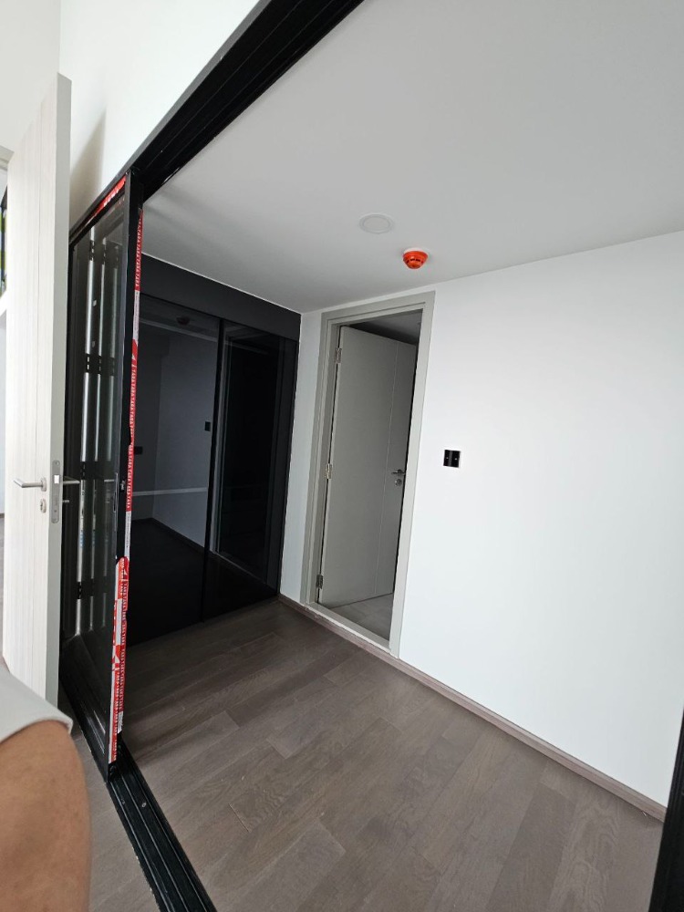 For SaleCondoSiam Paragon ,Chulalongkorn,Samyan : Park Origin Chula Samyan【𝐒𝐄𝐋𝐋 & 𝐑𝐄𝐍𝐓】🔥Unique common area that meets the lifestyle of city people with a warm modern design 🔥 Contact Line ID: @hacondo