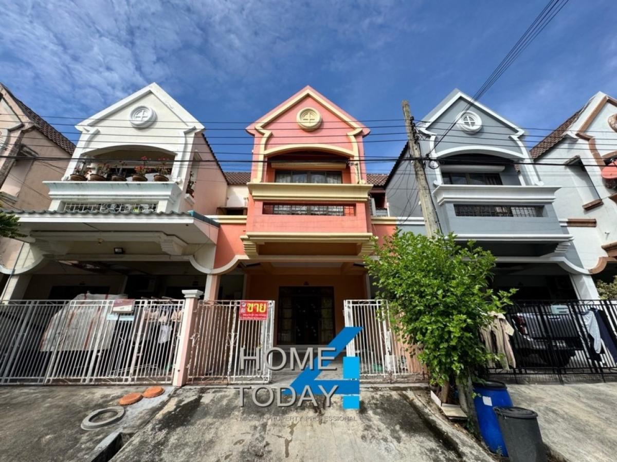 ขายทาวน์โฮมลาดกระบัง สุวรรณภูมิ : ขายทาวน์โฮม 2 ชั้น รุ่งกิจวิลล่า 14 🏢