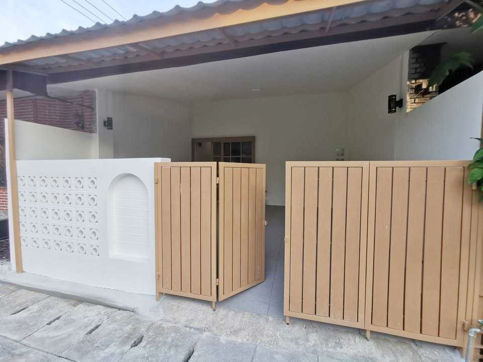 For RentTownhomeChiang Mai : Townhome for rent near by 5 min to Wachirawit Chiang Mai School, No.6H264