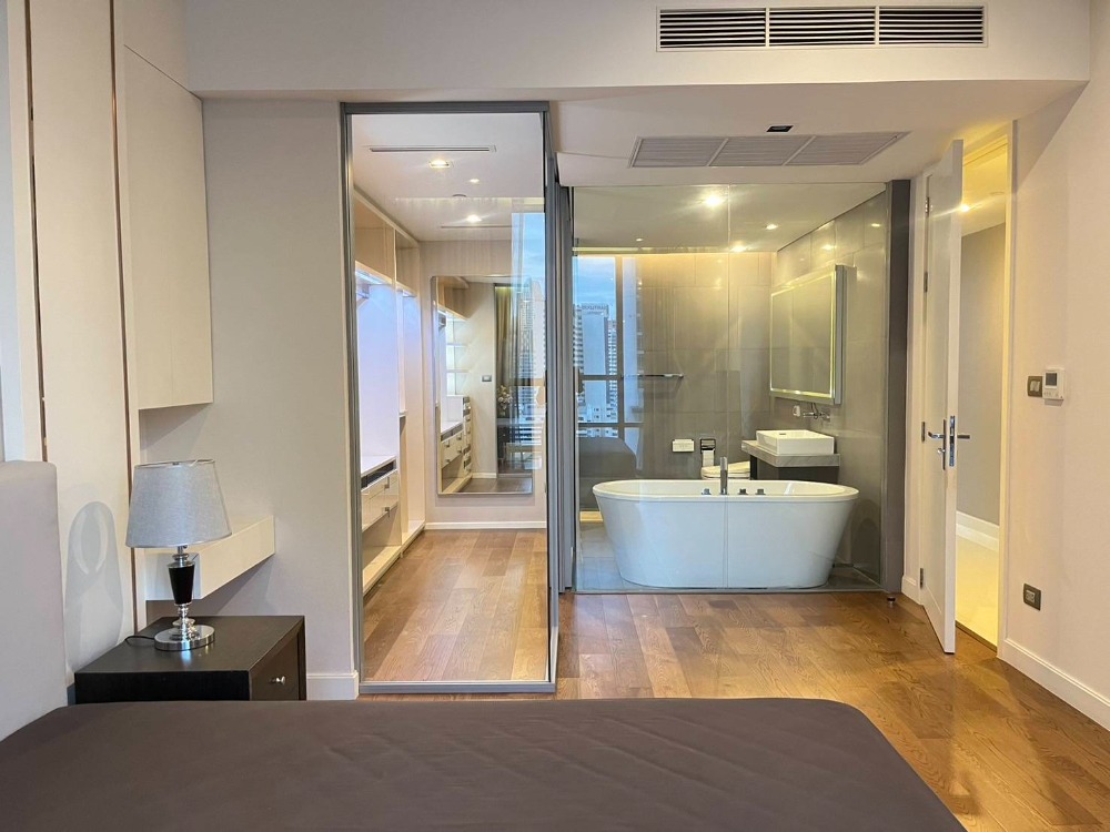 ให้เช่าคอนโดสาทร นราธิวาส : The Bangkok Sathorn / ห้องสวยวิวโล่ง ติด BTS สุรศักดิ์ / 2 ห้องนอน 2 ห้องน้ำ 117 ตร.ม. โทร 0937890899