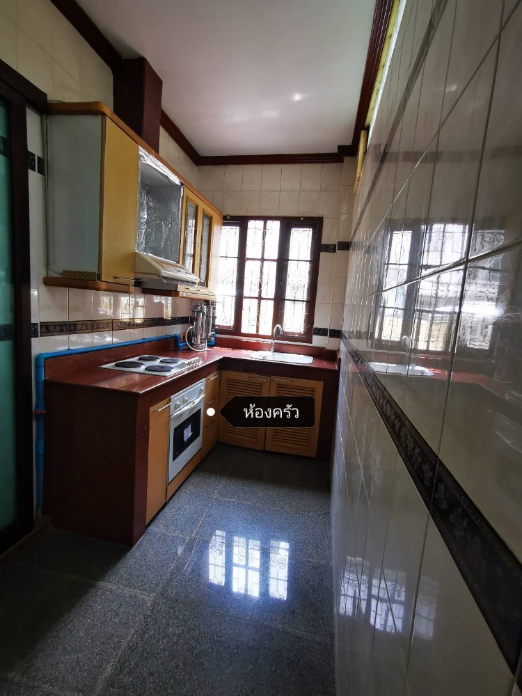 ขายบ้านปิ่นเกล้า จรัญสนิทวงศ์ : รหัสทรัพย์ Bh0743 บ้านธาริณี ปิ่นเกล้า ห้องขนาด 144 ตร.ม. แบบ 4 ห้องนอน 5 ห้องน้ำ ชั้น 4