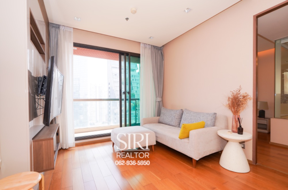 For SaleCondoSathorn, Narathiwat : 🌟Stunning view, Great condition, Ready to move in 📍The Address Sathorn, 2 bedrooms, from BTS Saint Louis 200m