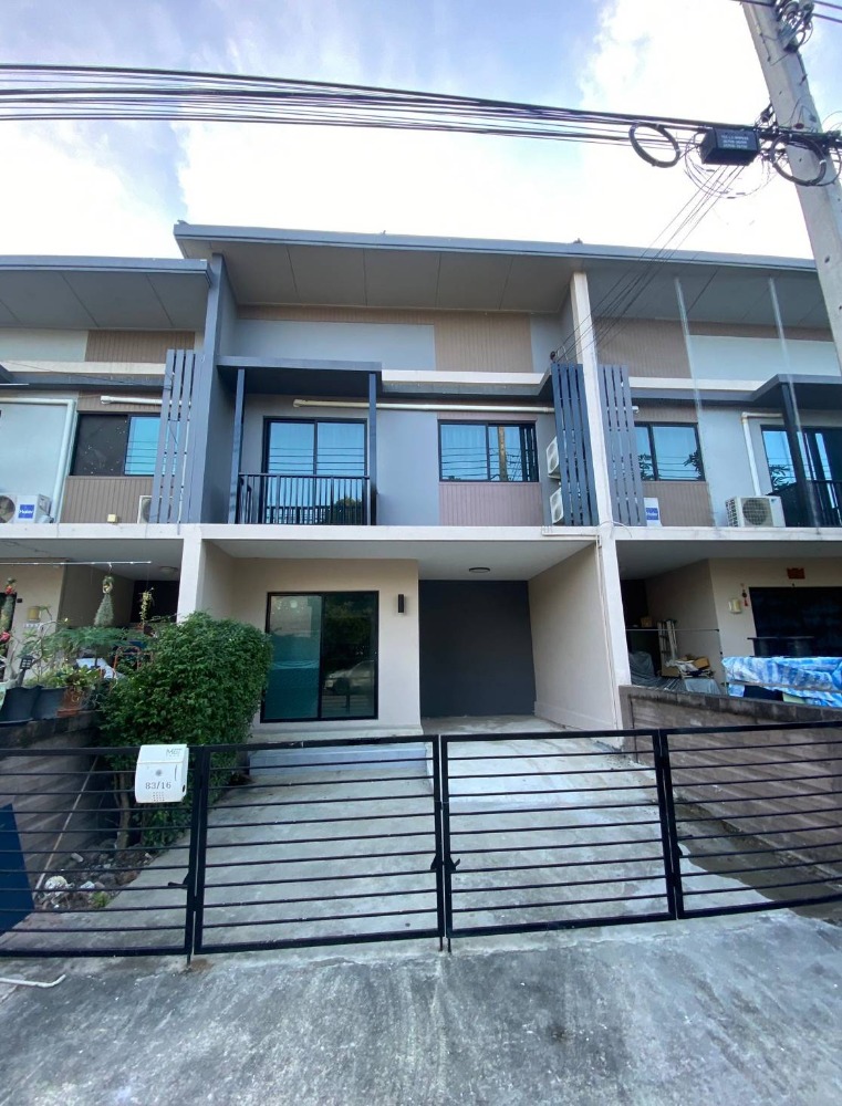 For SaleTownhomeBangna, Bearing, Lasalle : Townhouse for sale, prime location, Mettown ABAC Bangna, Samut Prakan Province