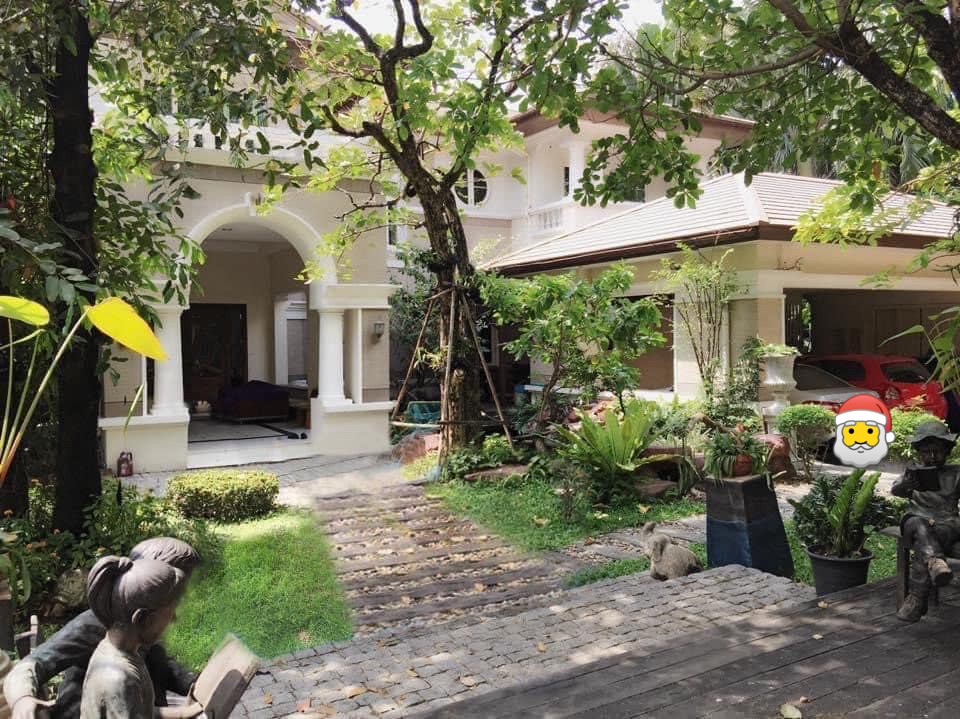 ให้เช่าบ้านนวมินทร์ รามอินทรา : 🏡ให้เช่าบ้านเดี่ยว 2 ชั้น หมู่บ้านลดาวัลย์ รีโนเวทใหม่รามอินทรา 4 ห้องนอน 5 ห้องน้ำ  🌟ราคาเช่า 250,000/เดือน (รวมส่วนกลาง)