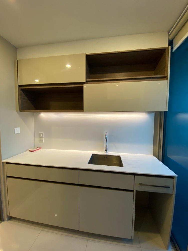 For SaleCondoSiam Paragon ,Chulalongkorn,Samyan : The Room Rama 4【𝐒𝐄𝐋𝐋】🔥Combining modern and warm styles, simple but charming, with built-ins that increase usable space in every corner🔥 Contact Line ID: @hacondo