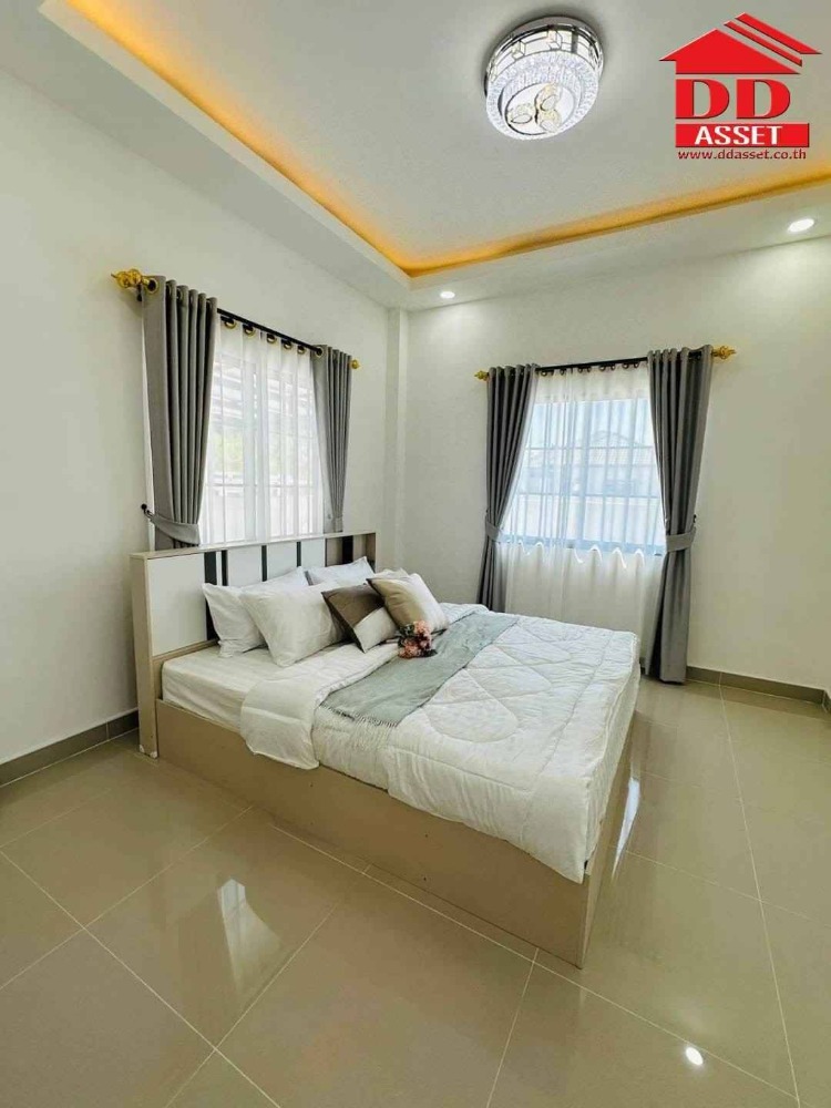 ขายบ้านพัทยา บางแสน ชลบุรี สัตหีบ : ขายบ้านเดี่ยว หมู่บ้านรัตนากรวิลเลจ 18 ชลบุรี-พัทยา (Rattanakorn Village 18) ห่างถนนสุขุมวิทเพียง 500 เมตร รหัส : H8147