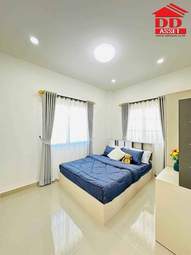 ขายบ้านพัทยา บางแสน ชลบุรี สัตหีบ : ขายบ้านเดี่ยว หมู่บ้านรัตนากรวิลเลจ 18 ชลบุรี-พัทยา (Rattanakorn Village 18) ห่างถนนสุขุมวิทเพียง 500 เมตร รหัส : H8147