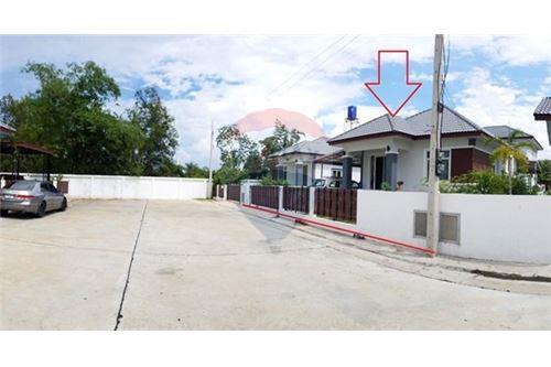 For SaleTownhomeRoi Et : บ้านเดี่ยวธาดาโฮม อำเภอ เมือง จังหวัด ร้อยเอ็ด