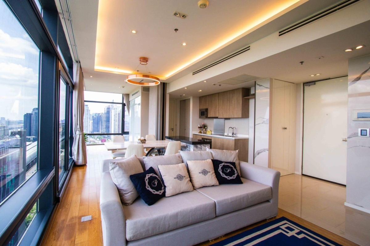 For SaleCondoRama9, Petchburi, RCA : 03/04/2026, Luxury premium 3-bedroom, 3-bathroom near BTS Phetchaburi
For sale at 25.9 million or rent at 100,000 baht/month at Circle Living Prototype! 0642748883