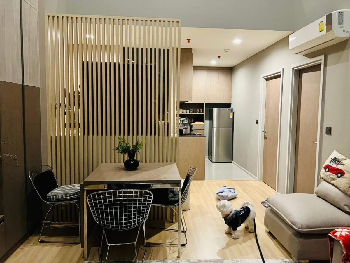 For SaleCondoSapankwai,Jatujak : 03/04/2026, 🏙️Condo in the heart of Chatuchak, 2 bedrooms, 2 bathrooms, ready to move in!
Near BTS/MRT Mo Chit - Chatuchak, starting at 16.65 million baht. 0642748883