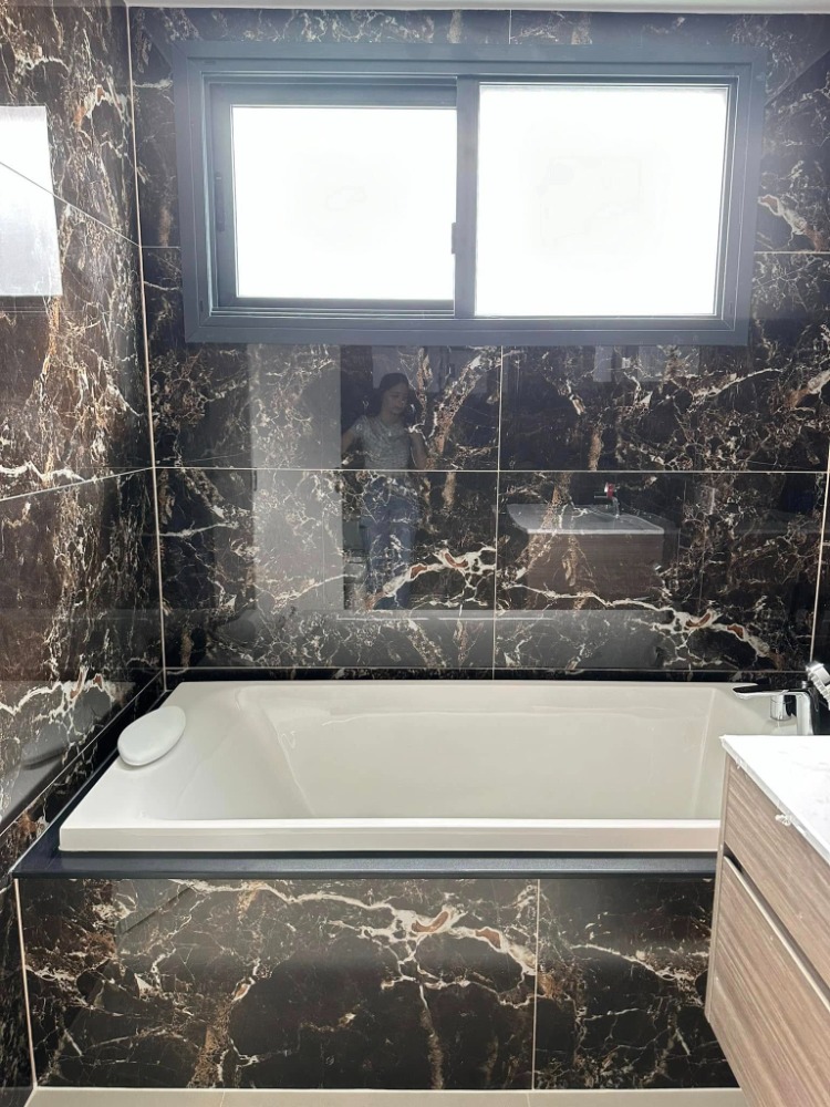 For RentHouseBangna, Bearing, Lasalle : P-2670 Urgent for rent! The City Bangna 2, beautiful house, lots of usable space, good location, convenient transportation