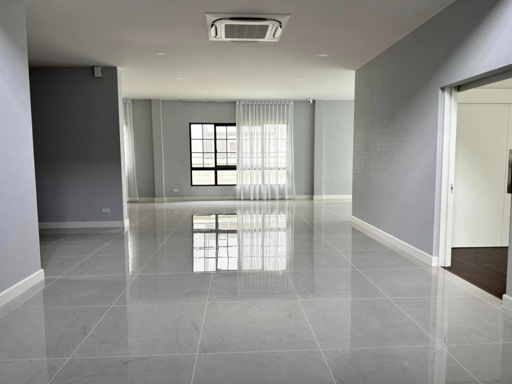 For RentHouseBangna, Bearing, Lasalle : P-2670 Urgent for rent! The City Bangna 2, beautiful house, lots of usable space, good location, convenient transportation